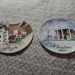 Smuckers collectors series Christmas plates. 1987 and 1988